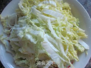 娃娃菜炒云丝的做法步骤：1