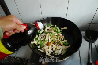 家常小炒的做法步骤：4