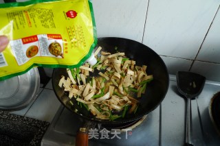 家常小炒的做法步骤：6
