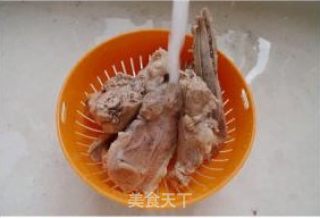 土豆炖排骨的做法步骤：5