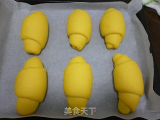南瓜汁小餐包的做法步骤：13
