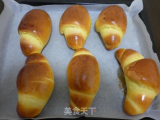 南瓜汁小餐包的做法步骤：16