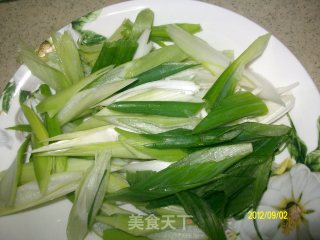 葱烧黄瓜片的做法步骤：2