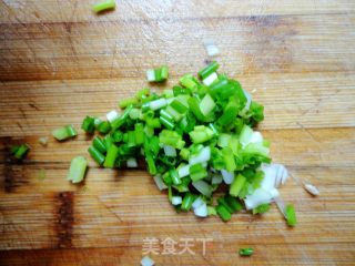 张炎家的美味海鲜菜之二------炒蛏子的做法步骤：3