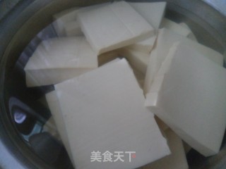脆皮豆腐的做法步骤：1