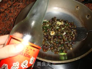 炒田螺的做法步骤：6
