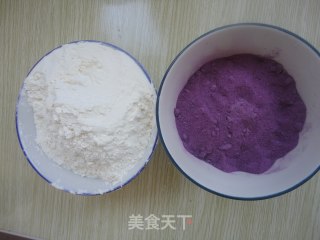 紫薯菊花卷的做法步骤：1