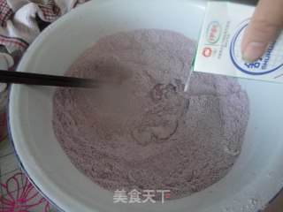 紫薯菊花卷的做法步骤：3