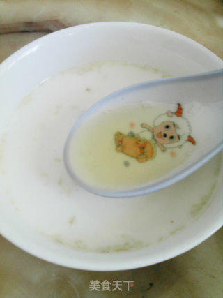 减肥营养8分钟早餐-牛奶蜂蜜燕麦片的做法步骤：3