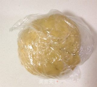 广式月饼的做法步骤：4