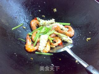 南美虾烧墨鱼的做法步骤：8