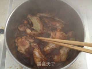 红烧鸡翅的做法步骤：4