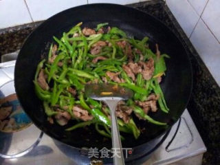 青椒肉丝的做法步骤：6