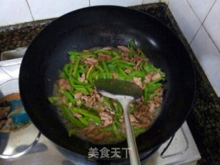 青椒肉丝的做法步骤：7