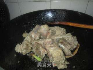 芋头炖排骨的做法步骤：4