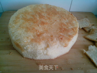 【菜板上DIY水果蛋糕】——详解的做法步骤：7