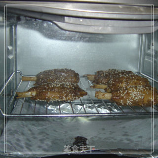 季节改变饮食也随之改变-----五香烤寸骨的做法步骤：8