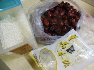 美容小吃——糯米枣的做法步骤：1