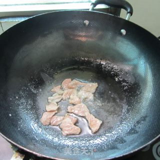 蛋皮姬菇肉片汤的做法步骤：2