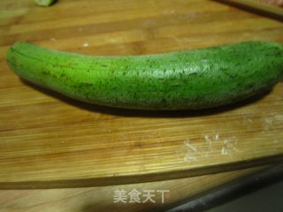 豉香肉片炒丝瓜的做法步骤：1