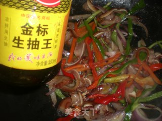 双椒猪耳的做法步骤：9