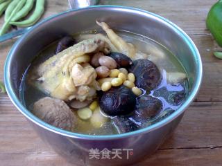 三豆花菇鸡汤的做法步骤：6