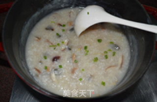 皮蛋瘦肉粥的做法步骤：11
