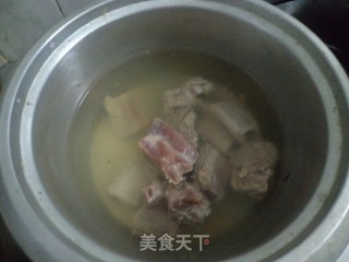栗子红烧排骨的做法步骤：3