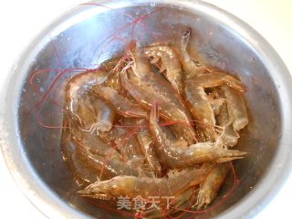 虾皮两吃之——【超级补钙零食】炸虾皮的做法步骤：1