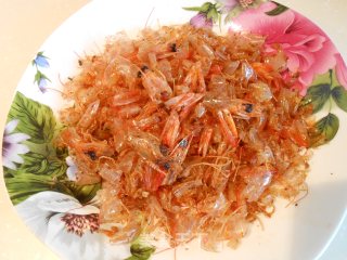 虾皮两吃之——【超级补钙零食】炸虾皮的做法步骤：5