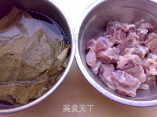 香荷排骨的做法步骤：1