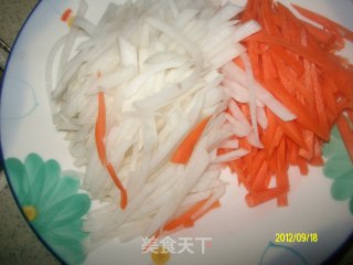 ✿爆腌儿萝卜丝✿的做法步骤：2