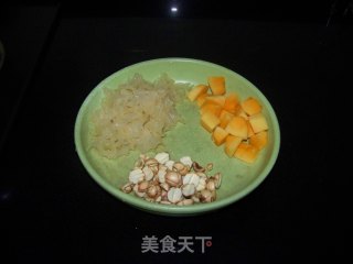 【木瓜银耳糖水】的做法步骤：2