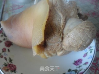 美味酱肘子的做法步骤：3