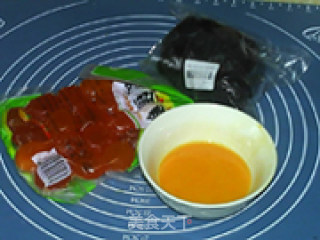 豆沙蛋黄月饼的做法步骤：8