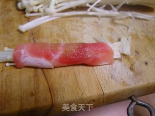 金针肥牛卷的做法步骤：5
