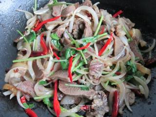 爆炒牛头肉——新疆味道的做法步骤：11