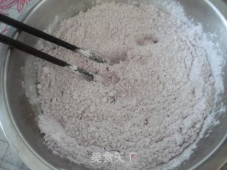 松软美味··紫薯发糕的做法步骤：2