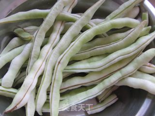家常云豆丝的做法步骤：1