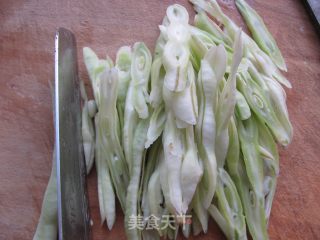 家常云豆丝的做法步骤：2