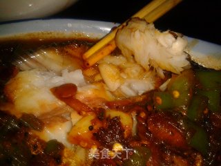 外酥里嫩红烧鳊鱼的做法步骤：10