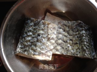 娘家的味道——炕干鱼的做法步骤：1