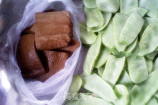 扁豆炒香干的做法步骤：1