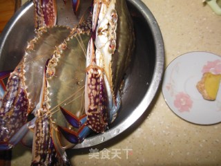 姜汁螃蟹的做法步骤：1
