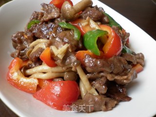 菇椒嫩牛肉的做法步骤：9