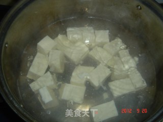 红油豆腐的做法步骤：2