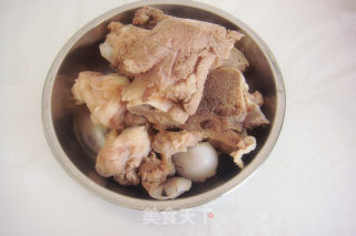 马蹄山药筒骨汤的做法步骤：7