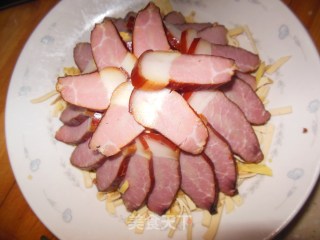 腊肉蒸豆腐皮的做法步骤：7