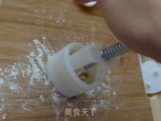【冰皮月饼】独爱那一份冰清玉洁的纯的做法步骤：13