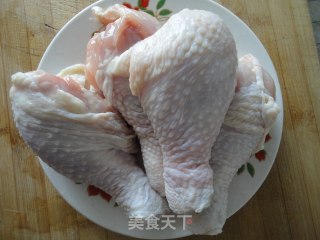 照烧鸡腿的做法步骤：1